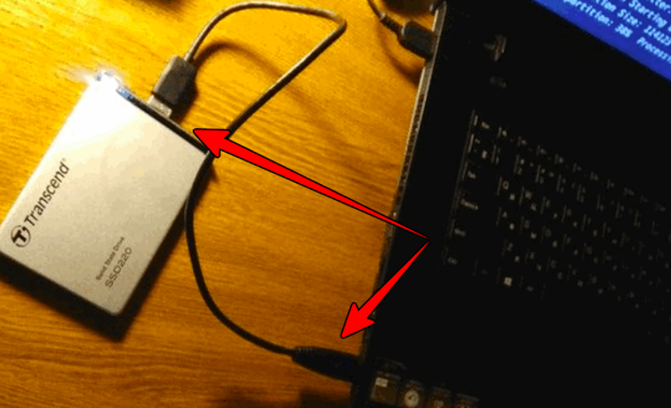 Anslut disken från datorns USB