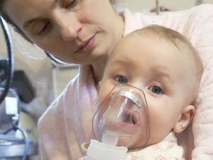 Inalatore con angina - è possibile respirare un inalatore con angina per adulti e bambini?