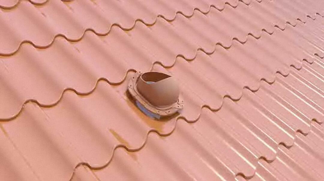 Installation de ventilation en toiture: installation d'une bouche de ventilation et d'unités de soufflage