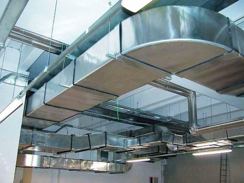 Krav för ventilation av offentliga byggnader: regler för utformning och arrangemang av ventilation