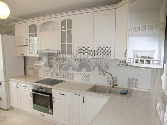 Köök Elegia, valmistatud üleni valgest