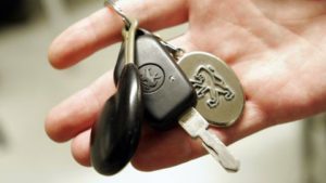 avtomobilski ključi