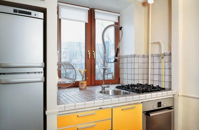Décoration de fenêtre dans la cuisine: photos, options, idées, astuces