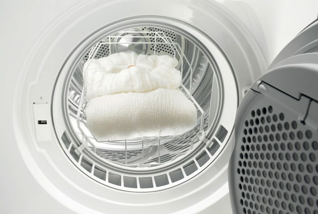Ali potrebujem pralni stroj s sušilcem za lase: prednosti in slabosti
