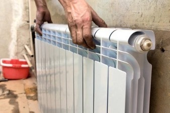 Kā piestiprināt apkures radiatorus pie drywall - 7