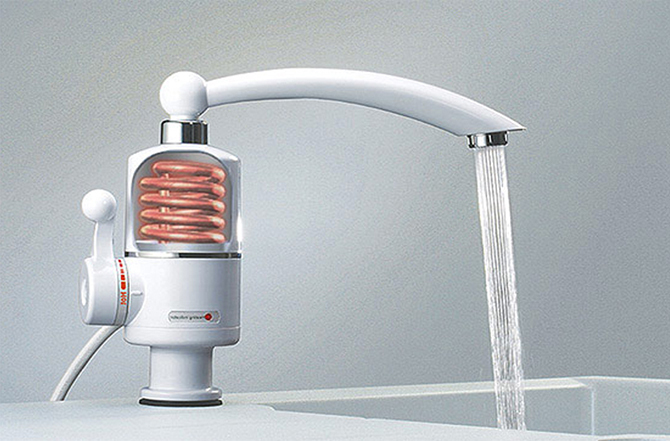 Instantaneous electric water heater