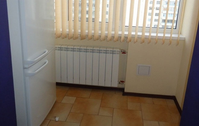 Distance from refrigerator to radiator