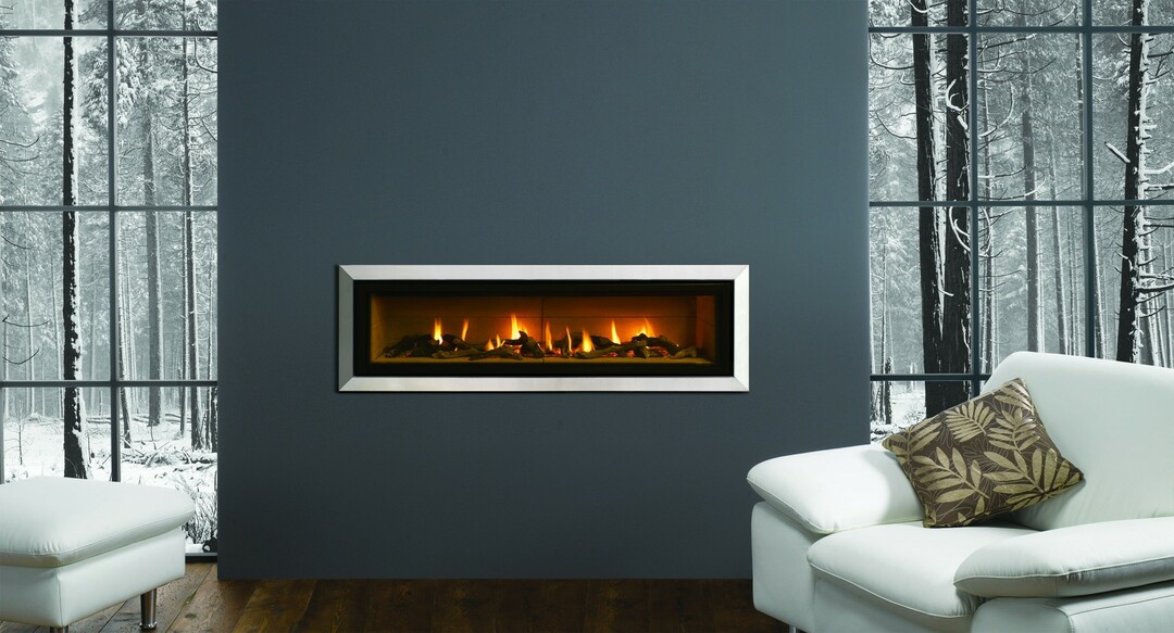 gas fireplace with linear burner