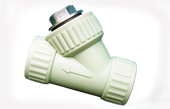 Taps and fittings for polypropylene water pipes