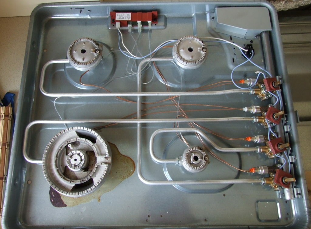 Umbau eines Gaskochers für Flaschengas: Düsenwechsel und Umbau des Kochers auf Flüssigbrennstoff