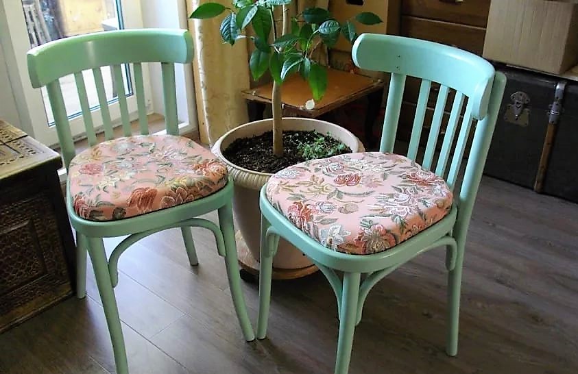 Why don't throw away old chairs: 4 best ways to upgrade chairs