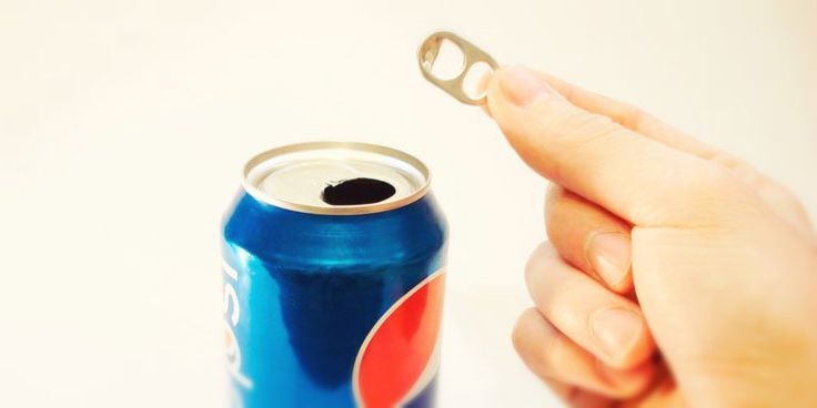 How to open a bottle of beer without a can opener