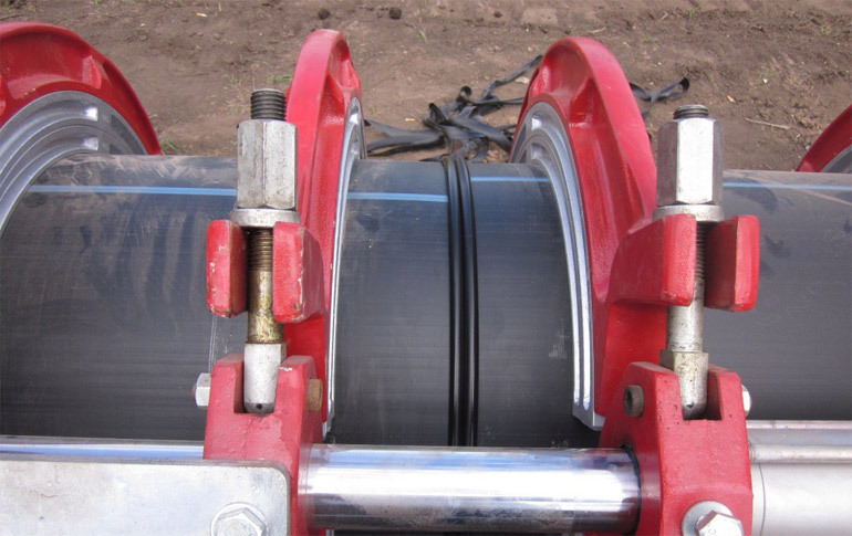 Two polyethylene pipes are joined together