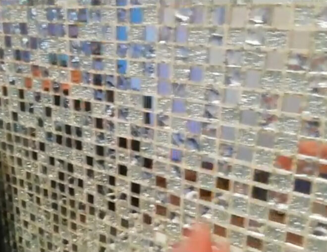 Grembiule in mosaico di vetro
