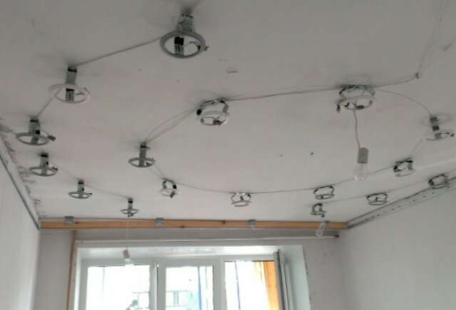 Ceiling for mounting spotlights