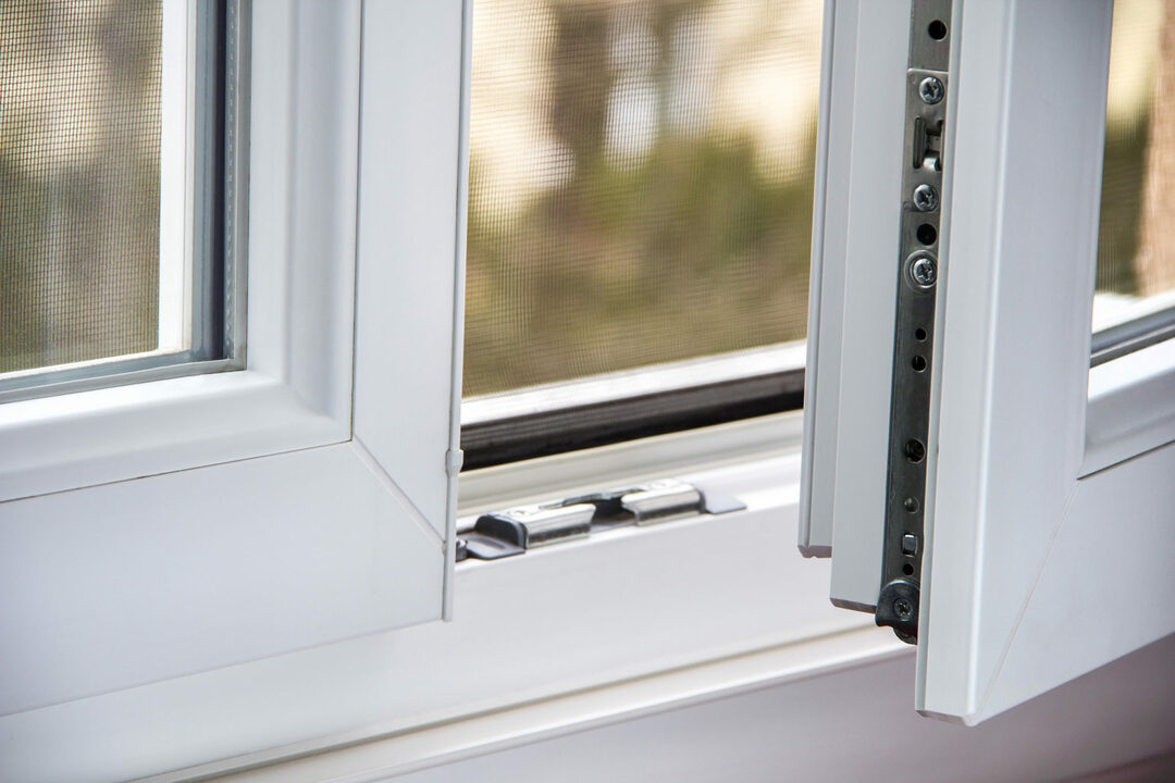 Kakšna plastična okna je bolje postaviti: nasveti za izbiro okenskih konstrukcij + TOP-5 najboljših proizvajalcev