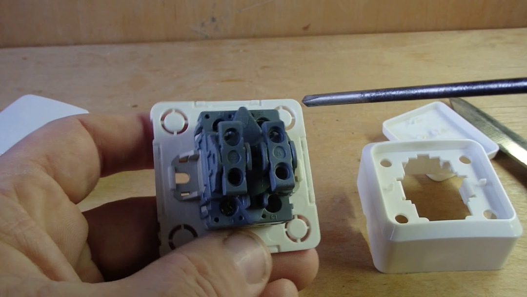 How to adjust a binding key switch