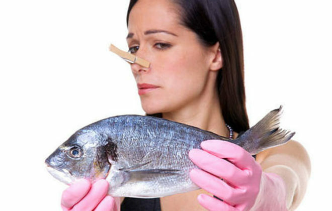 Kako se znebiti vonja po ribah