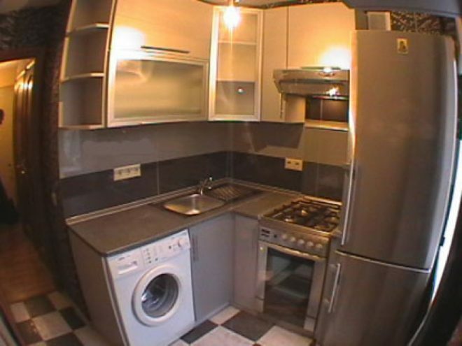 Keuken 6 meter indeling met koelkast