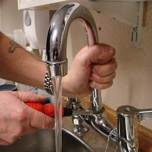 Modalități de a repara robinetul