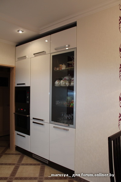 Parallelle witte keuken 12 m²