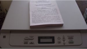 Kirjan tulostaminen tulostimella: miten kannen luominen Microsoft Wordissa, kuinka numerointi ja muotoilu asetetaan, miten kirja tulostetaan ilman Microsoft Wordia.