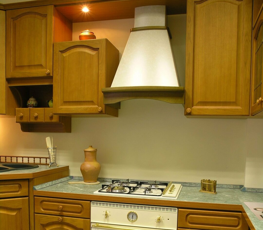 העברת תנור גז בתוך המטבח ולחדר אחר: האם אפשר להזיז את הכיריים + הליך תיאום ההעברה