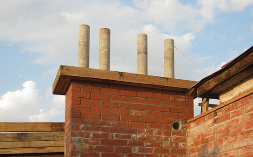 Chimney from asbestos-cement pipes
