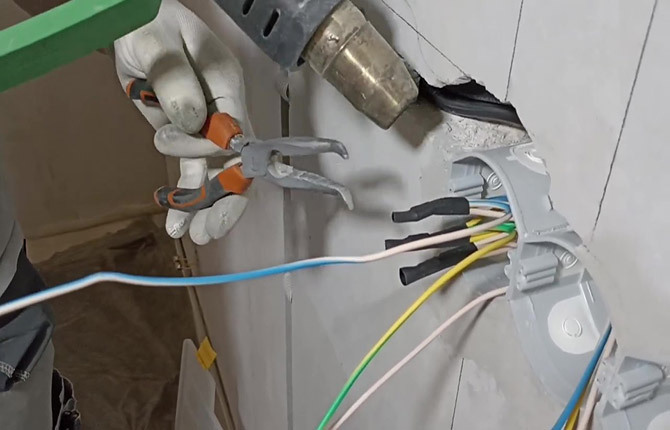Kako pravilno povezati aluminijasto in bakreno žico: pravila in metode