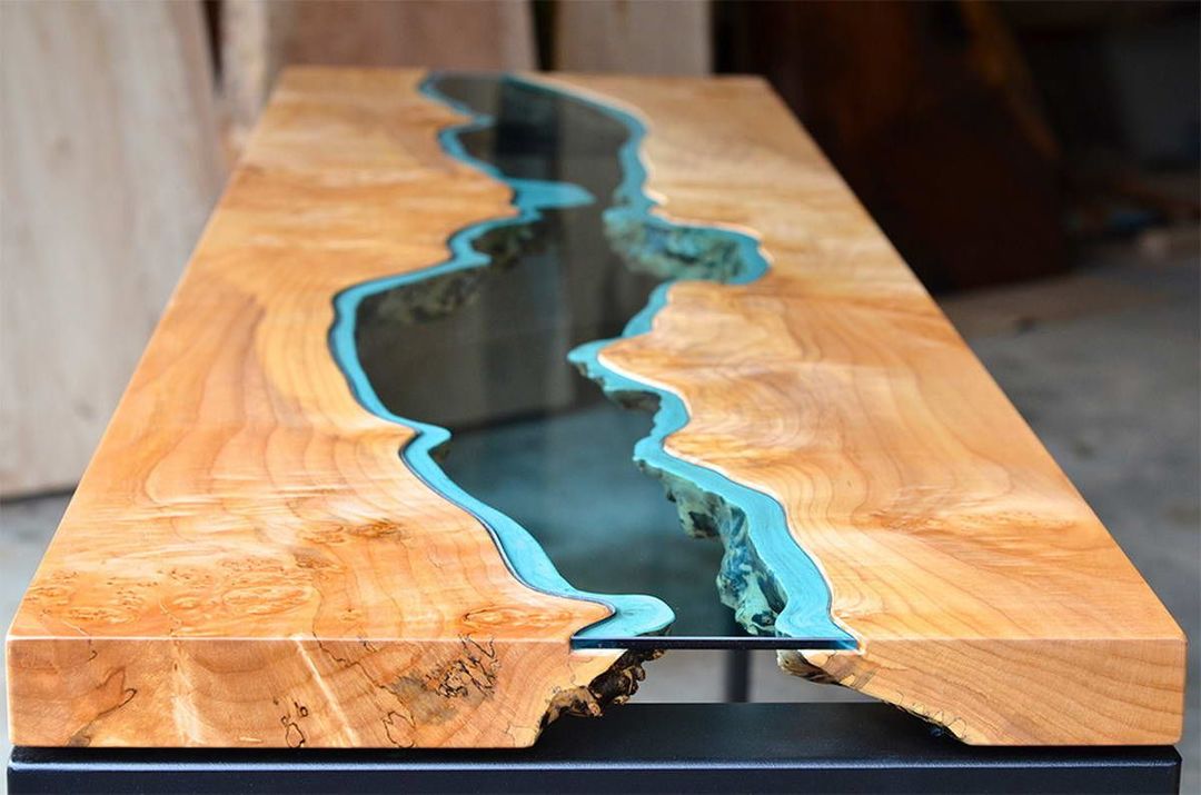 DIY epoxy table: make an epoxy table, photo