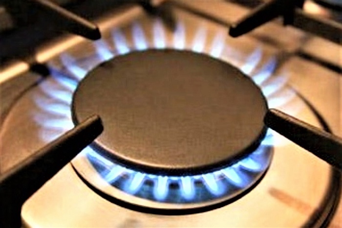 Burner cover with collar