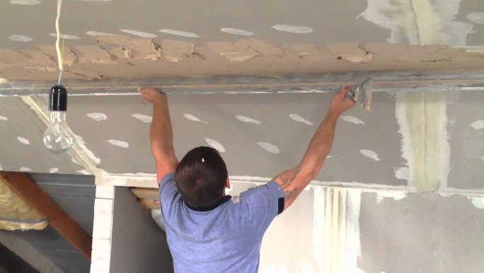Come stuccare il cartongesso sul soffitto