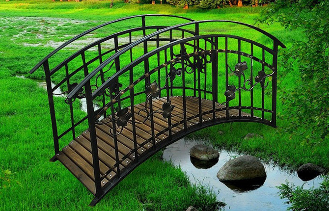 Gör-det-själv dekorativ bro för trädgården: idéer, foton, steg-för-steg tillverkningsinstruktioner