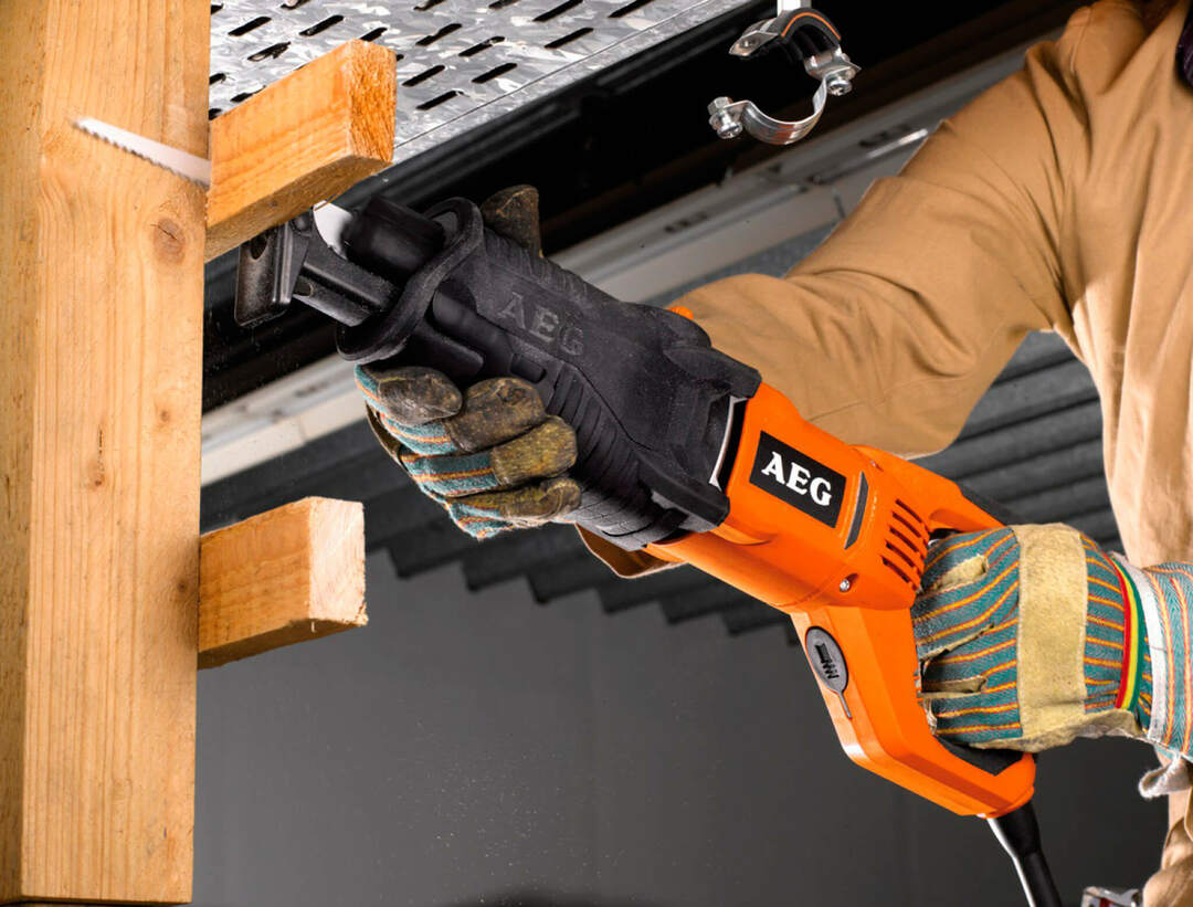 Choosing a reciprocating saw, what to rely on when choosing