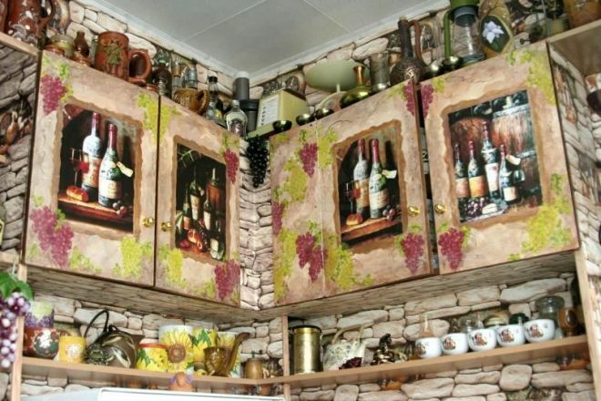 Dekoracija kuhinjskega pohištva