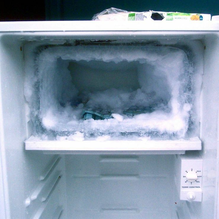 Fagyasztó egykamrás hűtőszekrény