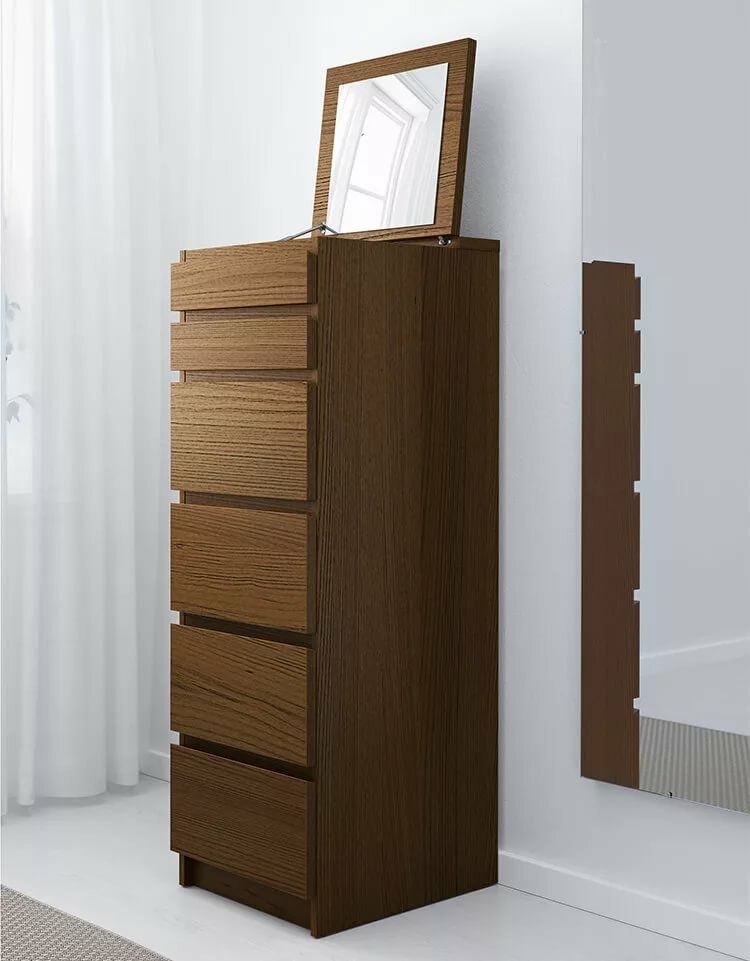 chest of drawers in the interior