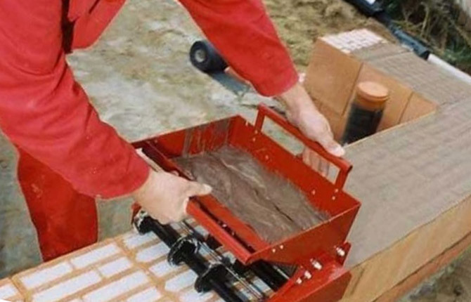 Comment poser une brique de parement: méthodes, outils, instructions étape par étape