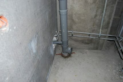 Replacing the sewer riser