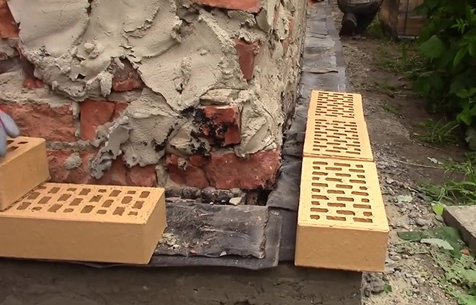How to properly fit the dimensions of the first row of brickwork