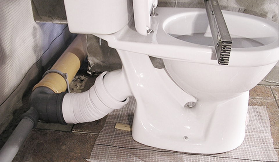 Fan pipe for the toilet: what is needed for + the nuances of installation and connection