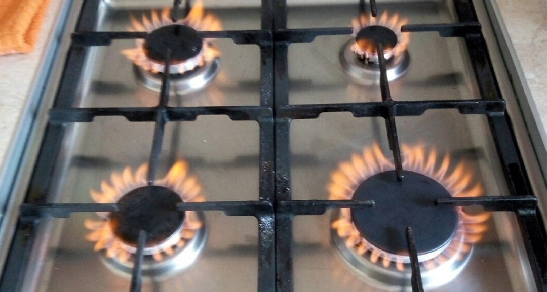 Gas flame mixed with air