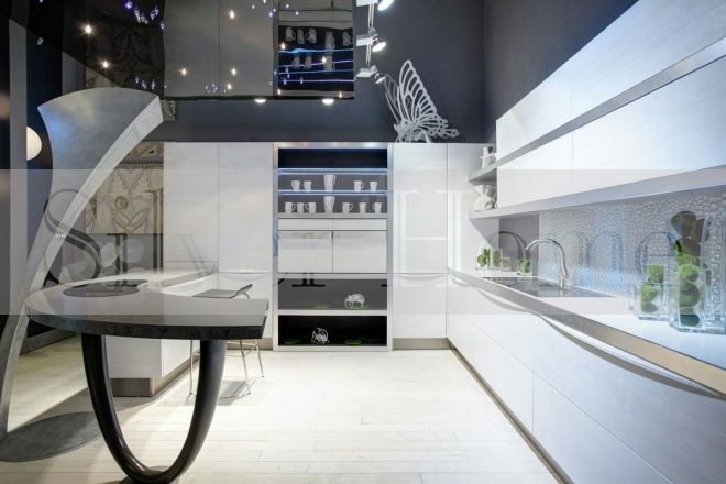 Keittiö-olohuoneen ergonomia. korkeateknologia