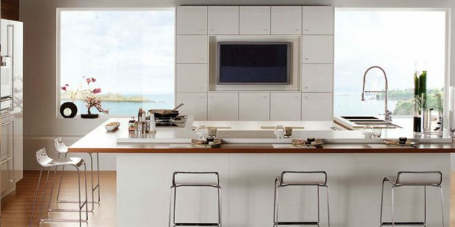 I hvilken højde skal du hænge tv'et i køkkenet: beregning, anbefalinger