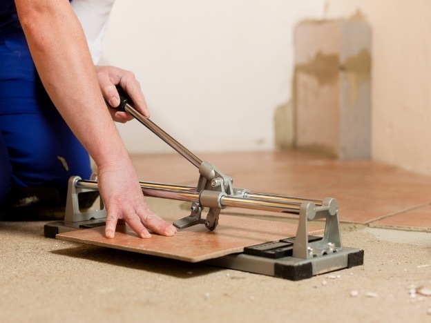 Qual cortador de ladrilhos é melhor comprar para a casa: manual ou elétrico? – Setafi
