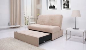 Hogyan lehet szétszerelni a kihúzható kanapét