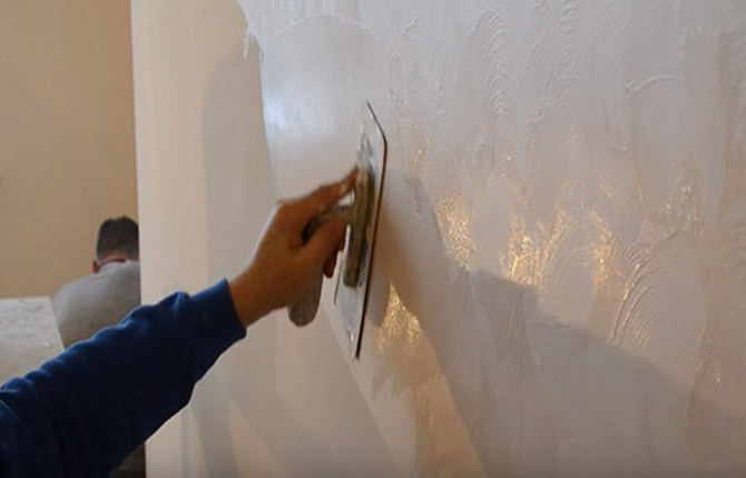 Finition des murs avec plâtre de soie: types et technologie d'application