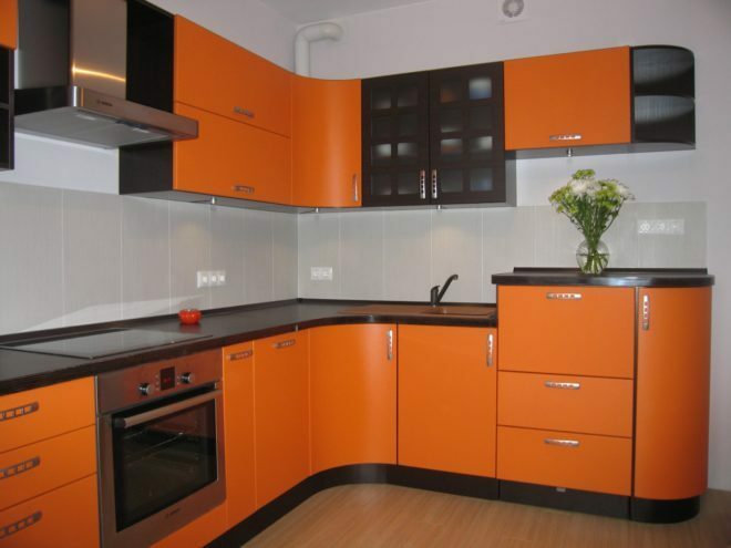 oranž köögikombinatsioon 1