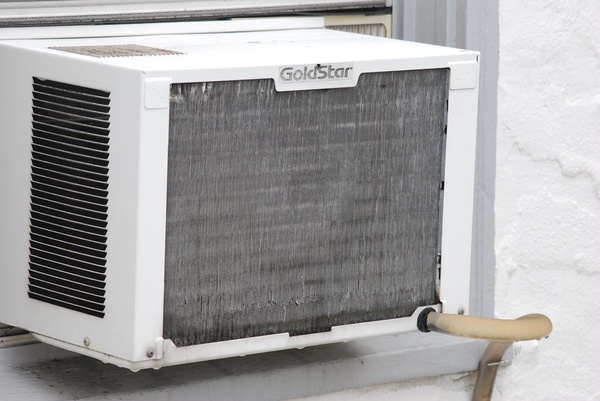 ¿El aire acondicionado humedece o seca el aire? El principio de funcionamiento del dispositivo - Setafi