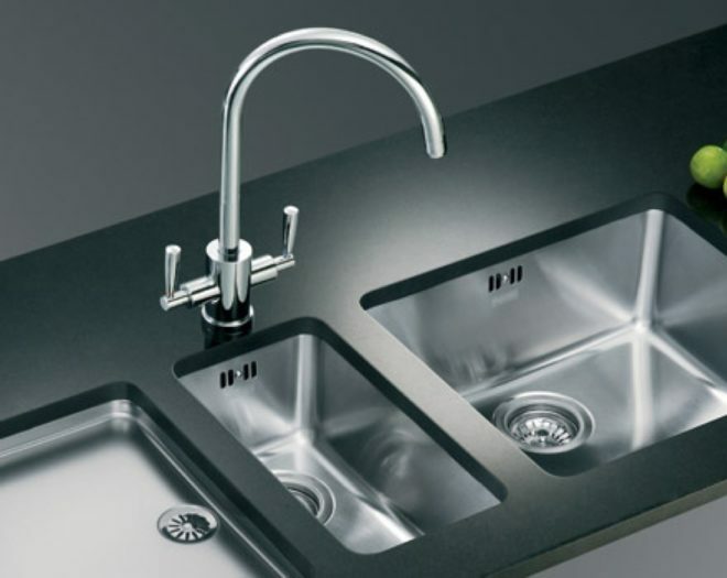 triple stainless steel sink